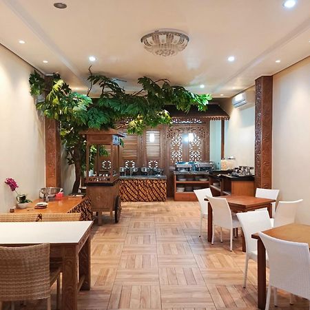 Java Capsule Hotel Malang Exterior photo